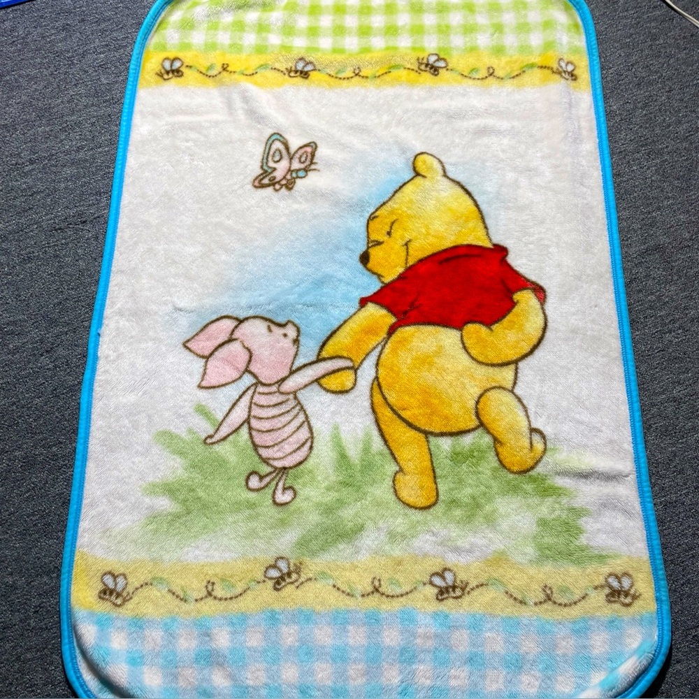 Winnie The Pooh Piglet Holding Hands Vintage Fleece Baby Blanket 29" X 44"